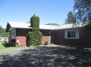 1834 Conestoga Dr, Grants Pass, OR 97527