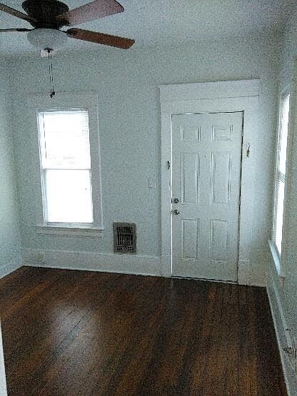1st image of 525 Margaret Ct