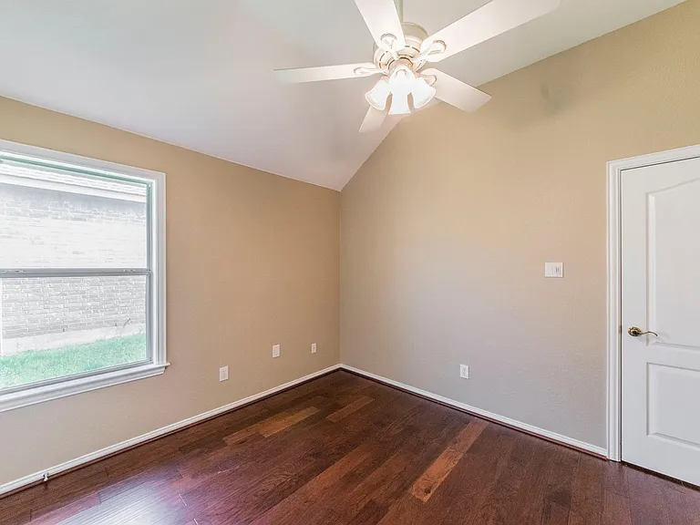 5212 Estrella Ln — Photo 13
