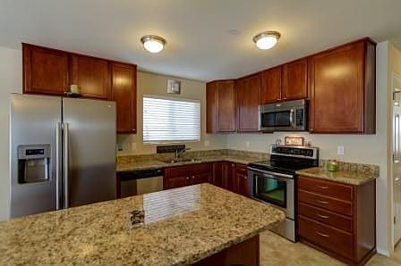 3rd image of 1343 Sinclair Dr