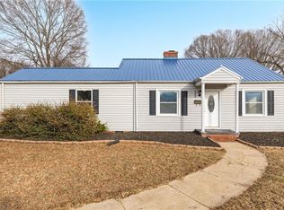308 Cedar St, Eden, NC 27288