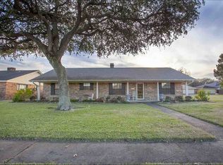 727 Cherokee Ave, Port Neches, TX 77651