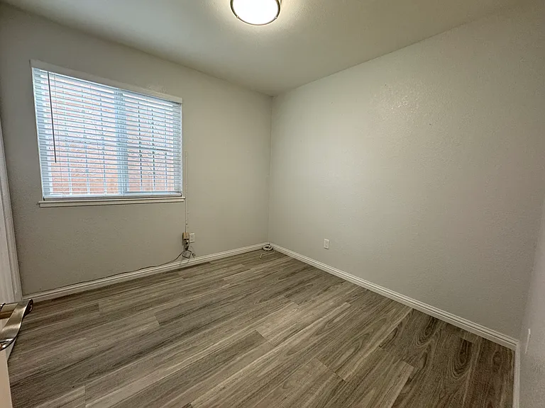 2130 Nottoway Ave — Photo 6