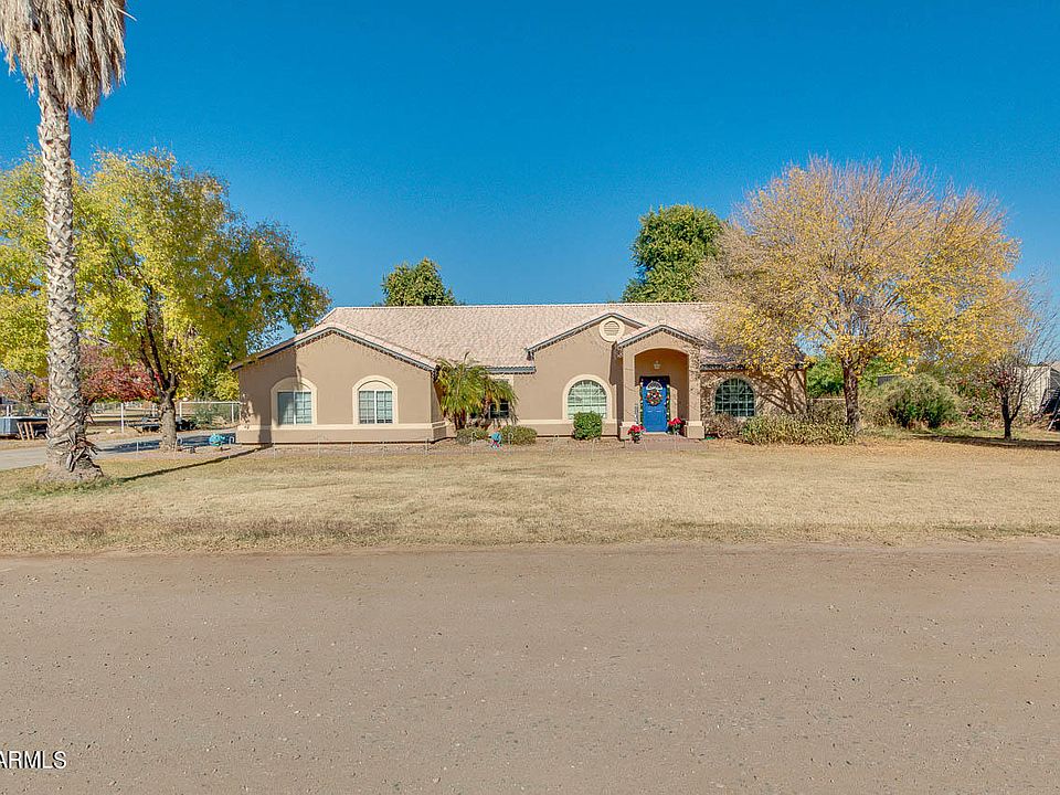 1st image of 22218 E Merlot St
