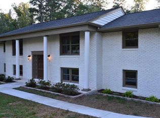 2590 Pinewood Dr, Marietta, GA 30068