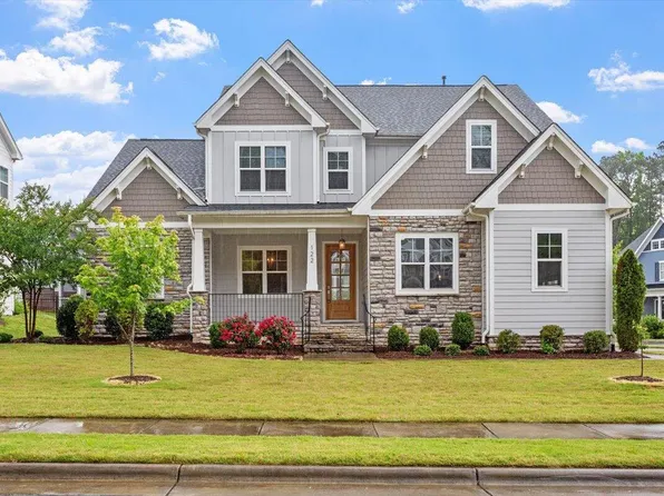 122 Swansboro Ln, Chapel Hill, NC 27516
