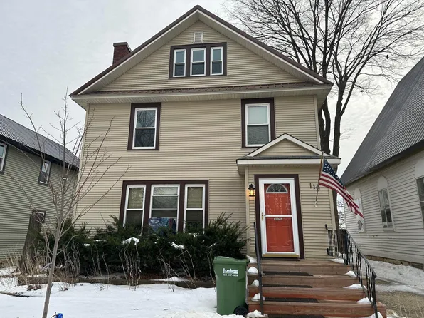 119 3rd Ave E, Cresco, IA 52136