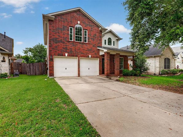 11407 Morning Brook Dr, Pearland, TX 77584