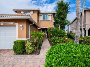 2413 Laurentina Ln, Cape Coral, FL 33909