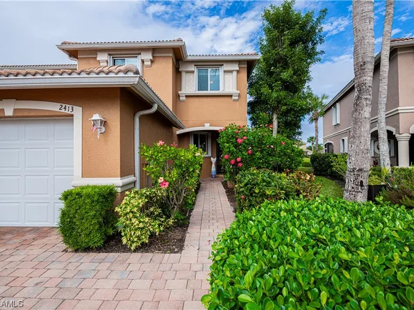 2413 Laurentina Ln, Cape Coral, FL 33909
