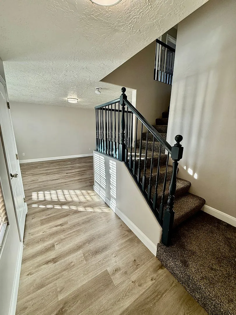 Adorable 3-BR Parkside Townhome — Photo 2