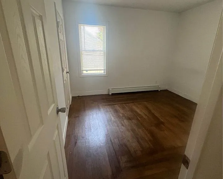 59 Broad St #B — Photo 6
