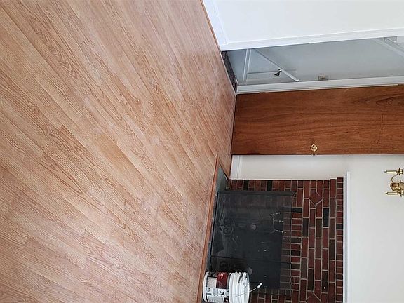 2nd image of 25 Myers Ave