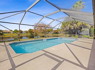 3074 NE Loquat Ln, Jensen Beach, FL 34957