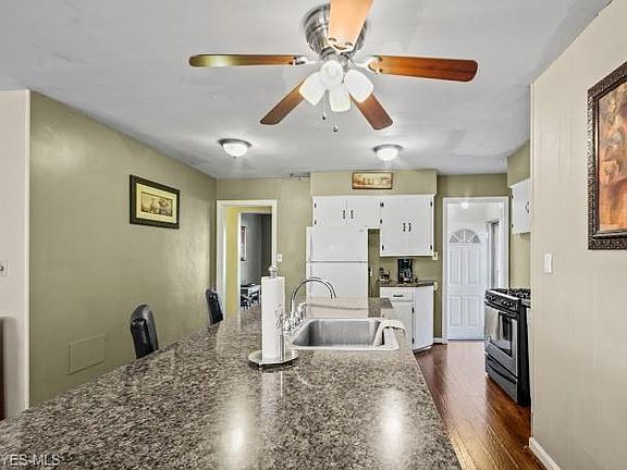 5th image of 141 Homestead Dr