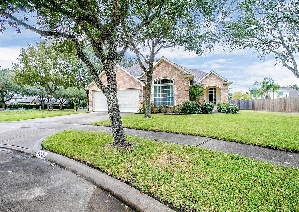 1st image of 3202 Ivory Pointe Dr