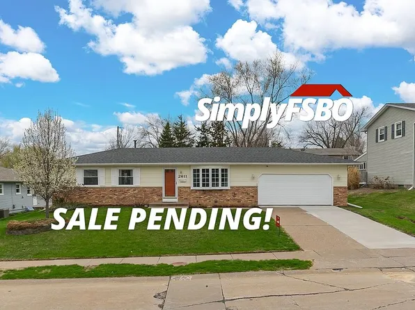 2611 W 38th Pl, Davenport, IA 52806