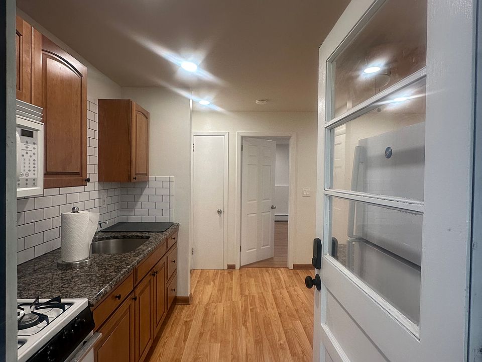 1st image of 733 Jacqueline Dr #733