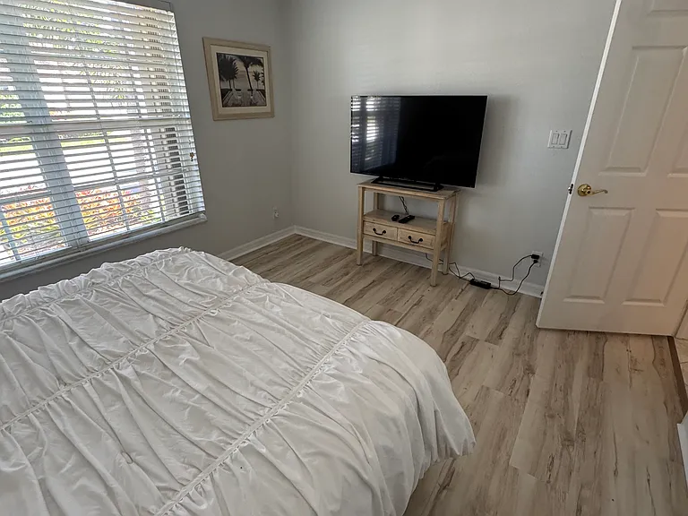 8920 Cascades Isle Blvd — Photo 27