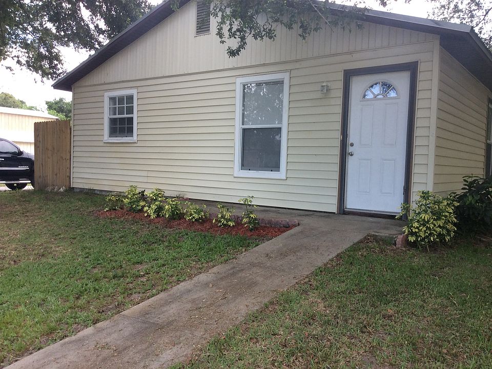 1st image of 8885 101st Ct