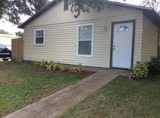 8885 101st Ct, Vero Beach, FL 32967