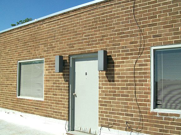 2nd image of 8162 Elm Dr APT B