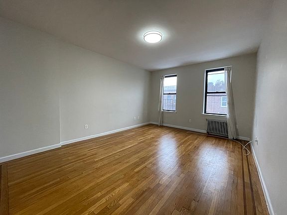 3rd image of 45-35 42nd St #4