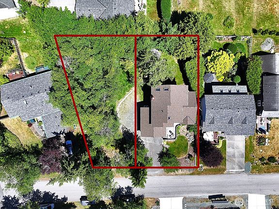 4th image of 1383 Joseph Lane
