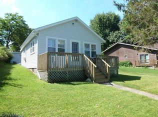 27084 Mahle Landing Rd, Sturgis, MI 49091