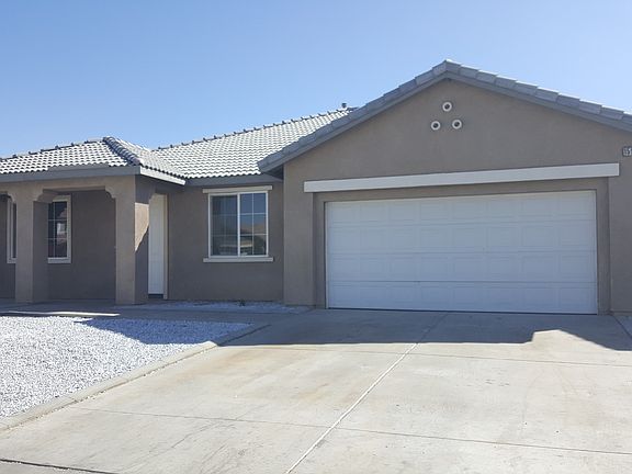 3rd image of 15931 Greyrock St