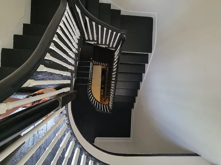 419 Fairmount Ave #B — Photo 37