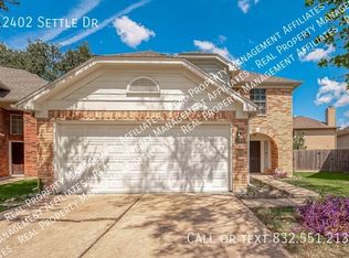 12402 Settle Dr, Houston, TX 77071