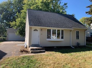 1845 Barclay St, Saint Paul, MN 55109