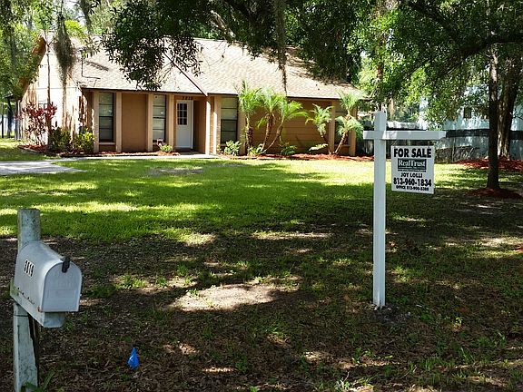 2nd image of 3819 E Lakeshore Dr