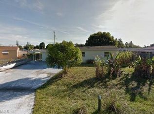 12 Abaco St, Lehigh Acres, FL 33936