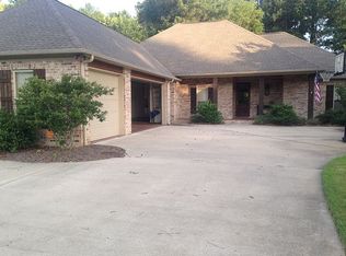 441 Woodlands Cir, Brandon, MS 39047