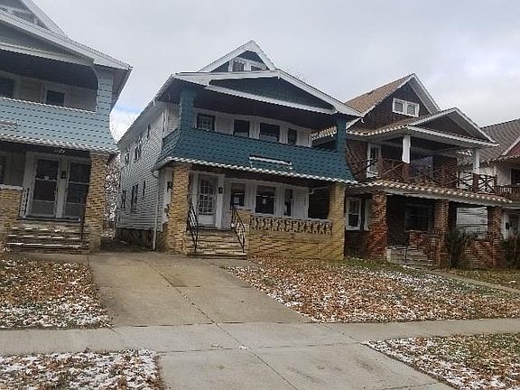 5th image of 1070 E 171st St