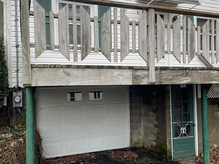 811 Soap Hollow Rd — Photo 21