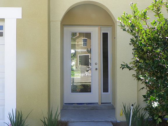 3rd image of 1330 Peterson Pl