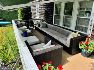 207 4th St, Beach Haven, NJ 08008