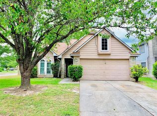 1418 Gardenview Dr, Houston, TX 77014
