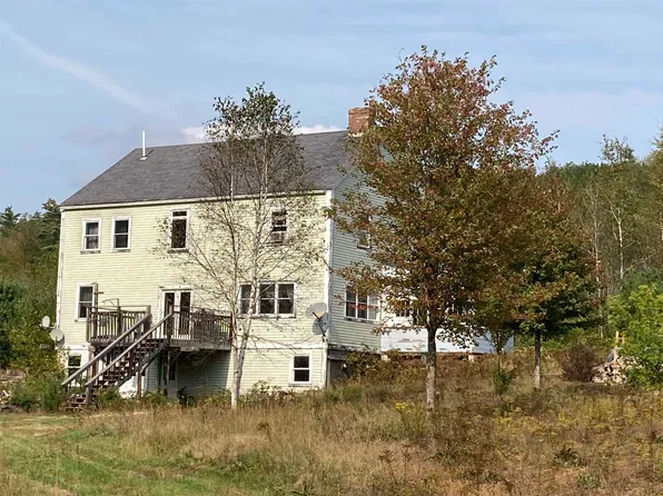 29 Wolfson Spring Drive, Canaan, NH 03741