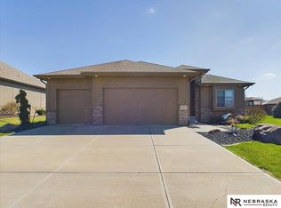 20505 Yort St, Elkhorn, NE 68022