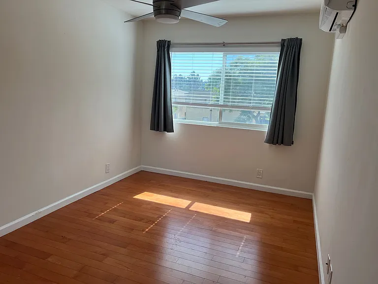 3335 Rowena Ave #1 — Photo 13