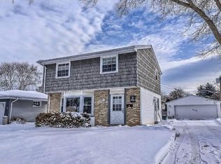 802 S 123rd St, West Allis, WI 53214