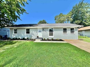 1312 Stratford Dr, Boonville, IN 47601