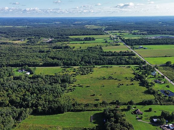 5th image of Townline Rd