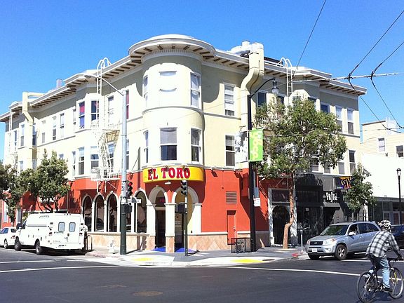 3rd image of 594 Valencia St APT 18