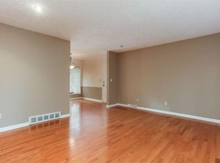 8501 W 92nd St, Overland Park, KS 66212