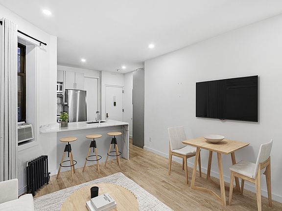 3rd image of 212 Lafayette St APT 3D